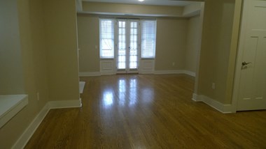 6054 Pershing Ave. 2 Beds Apartment for Rent Photo Gallery 1